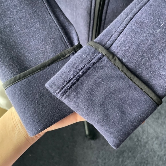 LULULEMON Insculpt Jacket Indigo Blue and Black 4 - Picture 4 of 6